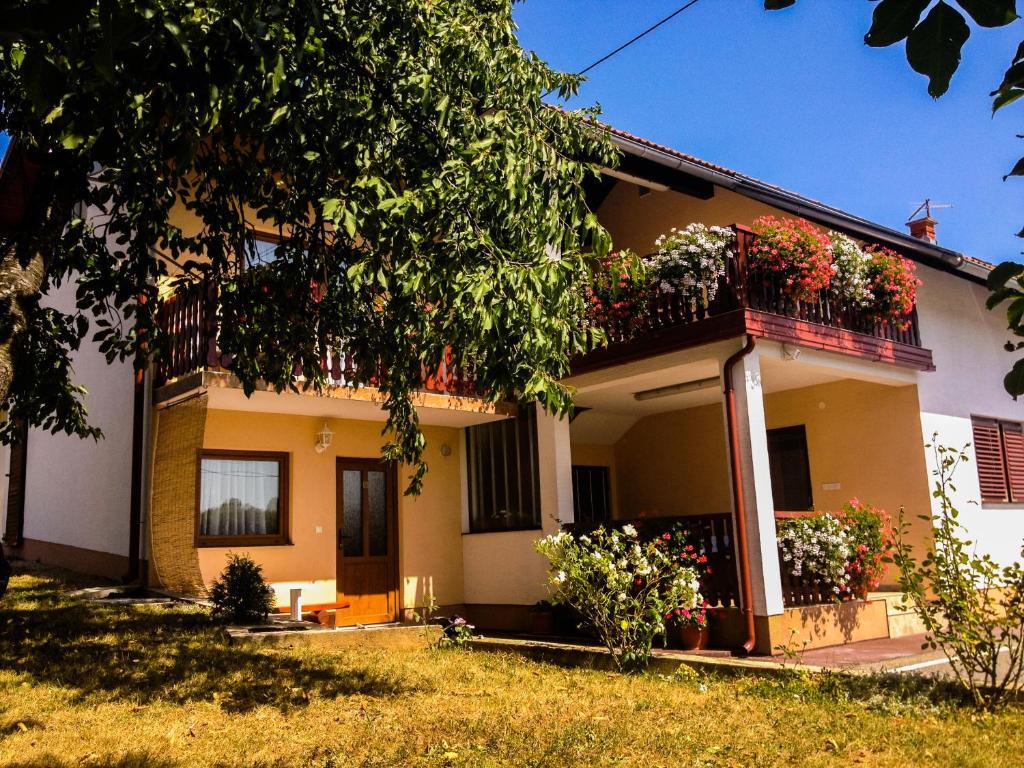 Guesthouse Ante Hodak Selište Drežničko Habitación foto